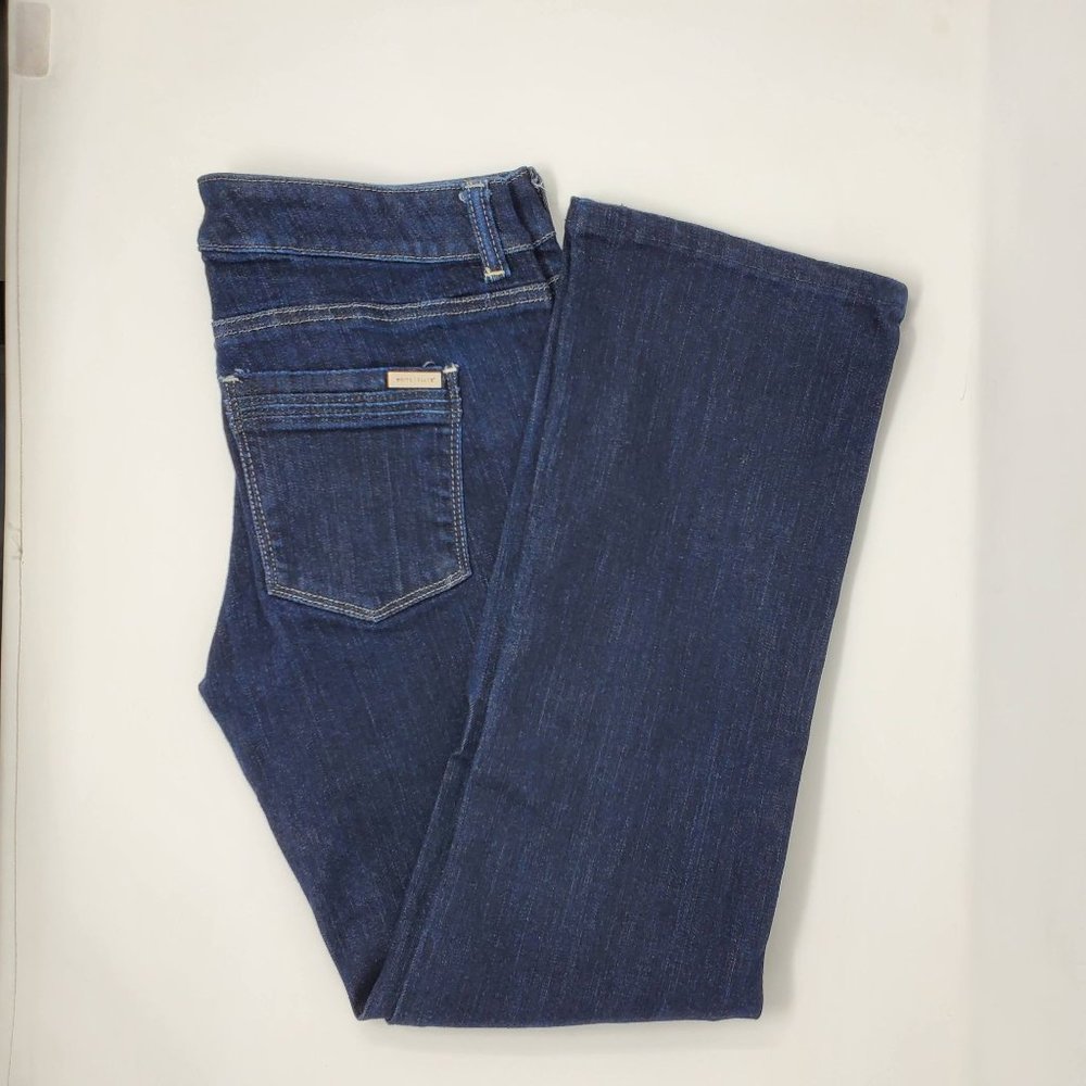 White House / Black Market Blanc Flair Leg Dark Wash Size 4 (WP250)